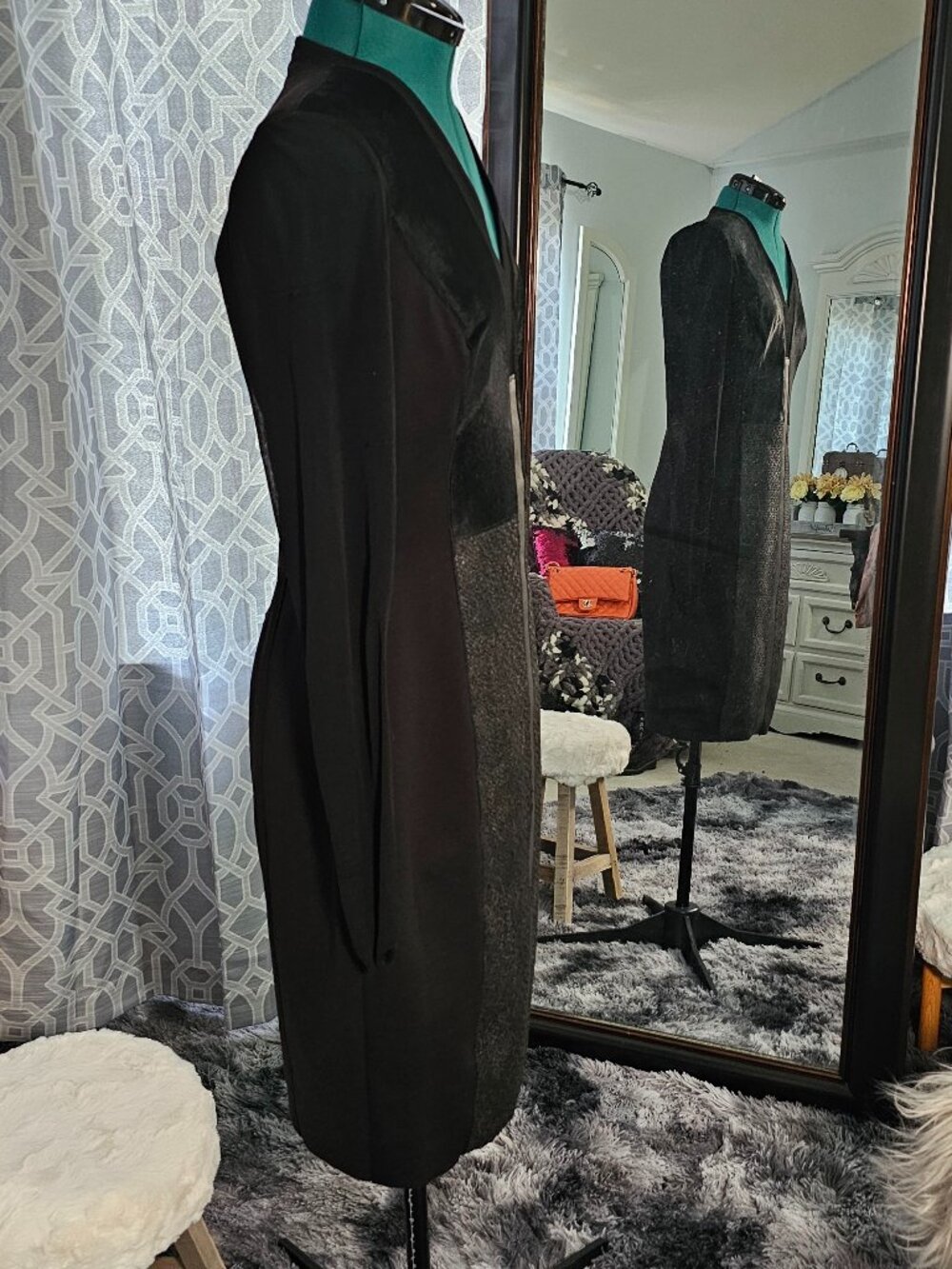 Elie Tahari Shelby Mixed Media Leather & Calf Hair Sheath Dress – Size 6 - Picture 4 of 9